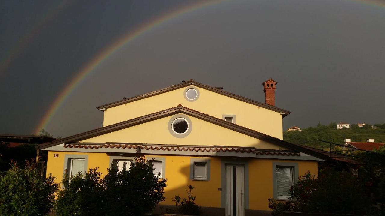 Apartma Brnistra Ginestra Κόπερ Εξωτερικό φωτογραφία